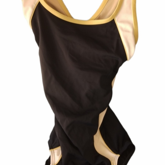 Land's End one piece bathing suit, navy, white, yellow trim. Size 6 - Picture 11 of 12